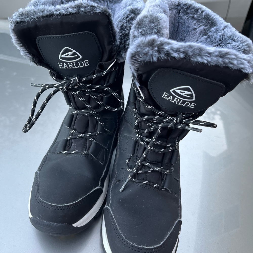 Earlde Women's Winter Boots with Faux Fur Lining